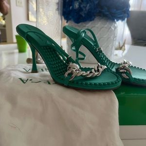 Authentic bottega veneta